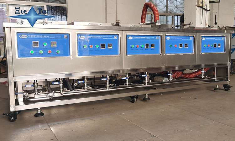 把臟零件丟進水里,為什么自己就變干凈了?——潔泰超聲波清洗機揭秘 把臟零件丟進水里,為什么自己就變干凈了?——潔泰超聲波清洗機揭秘